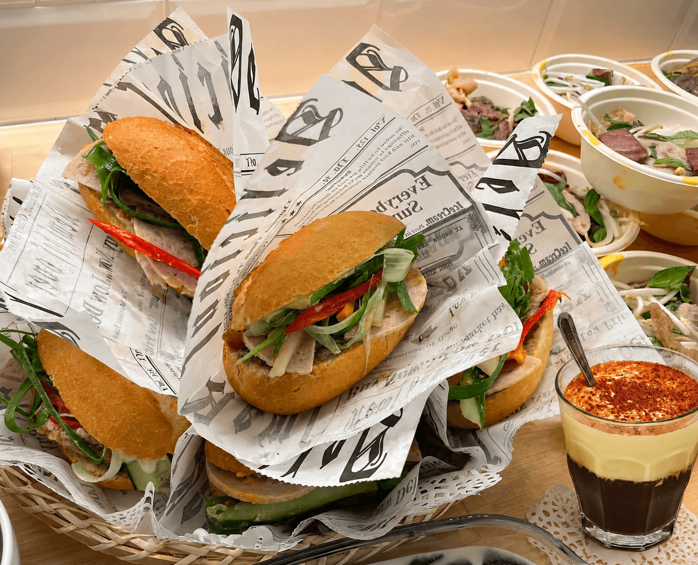 Combo Bánh mì & cafe trứng
